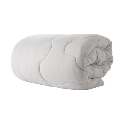 White Queen Hotel-Style Comforter