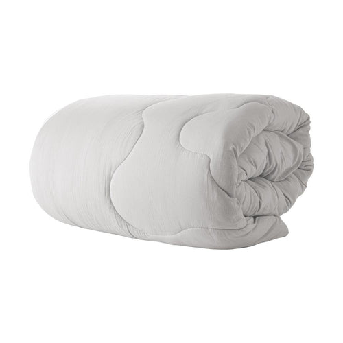 White Queen Hotel-Style Comforter
