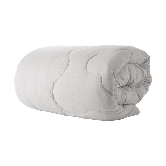 White Queen Hotel-Style Comforter