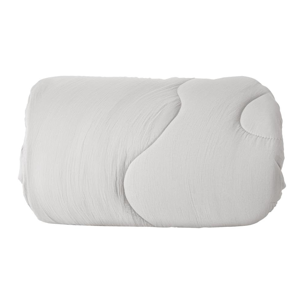 White Queen Hotel-Style Comforter