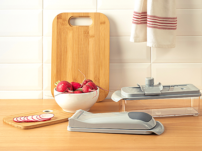 6-in-1 Multi-Purpose Vegetable Grater