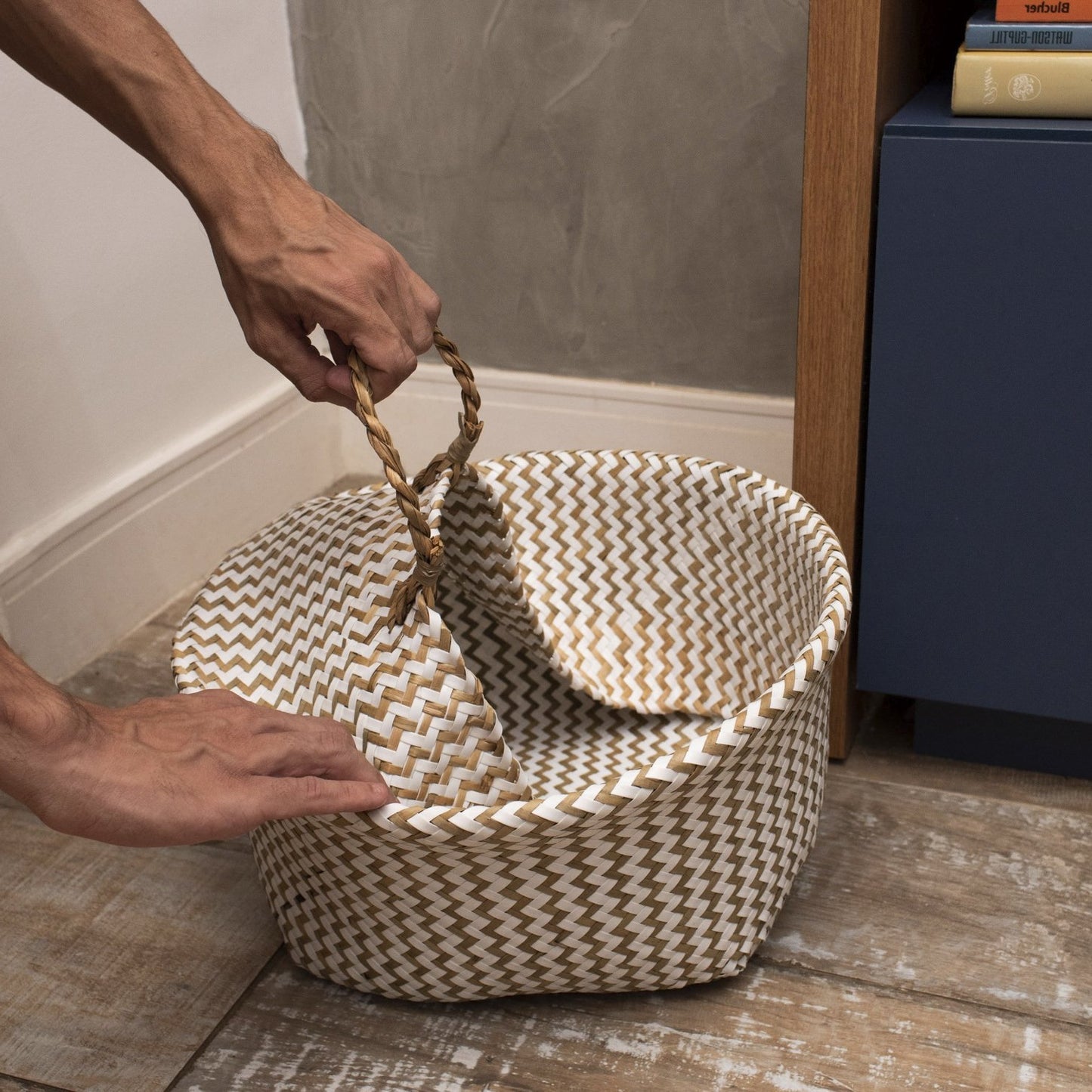 White Seagrass Basket with Handles